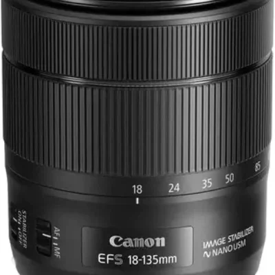 Canon EF-S 18–135mm Zoom Lens